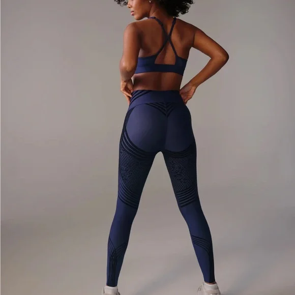Savage X Fenty Ocean Cavern Blue Special FX High-Waist Legging with Sports Bra - Picture 7 of 14
